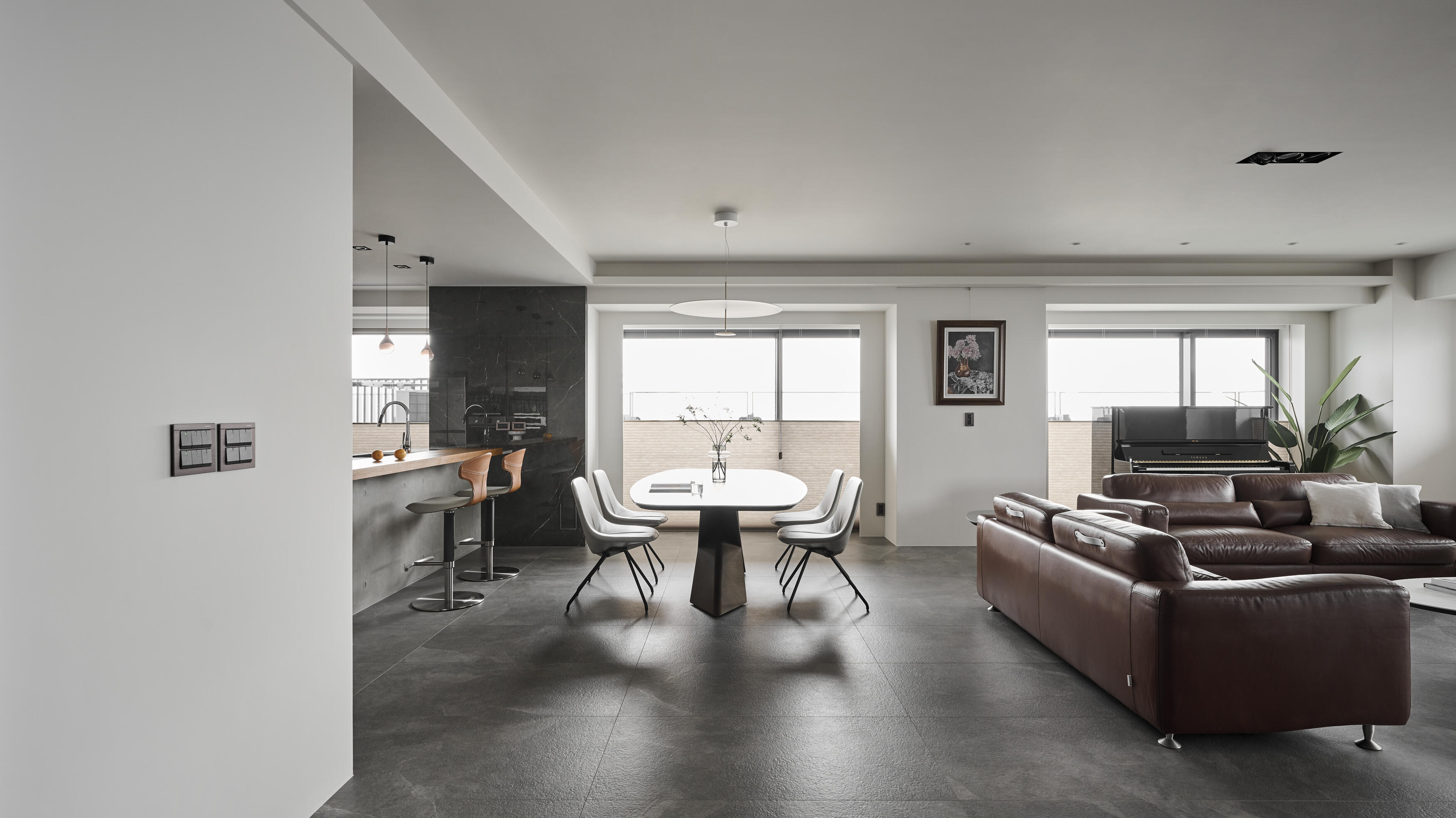 客廳地磚選購與施工